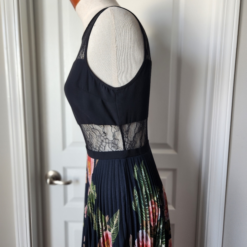 Delfi Collective Floral/Lace Dress (4)